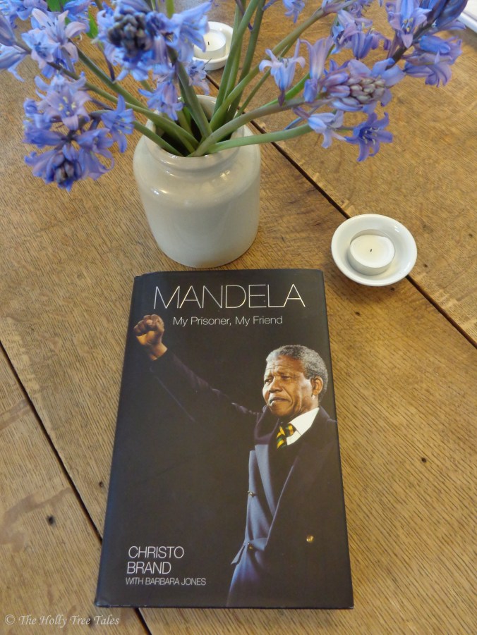 DSC00837 - THTT signed