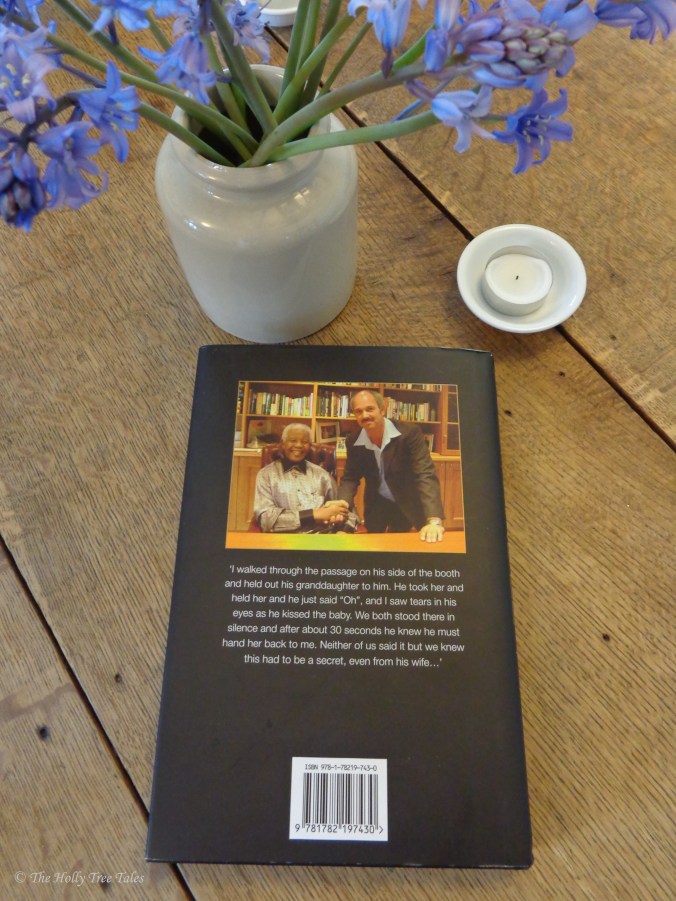 DSC00839 - THTT signed